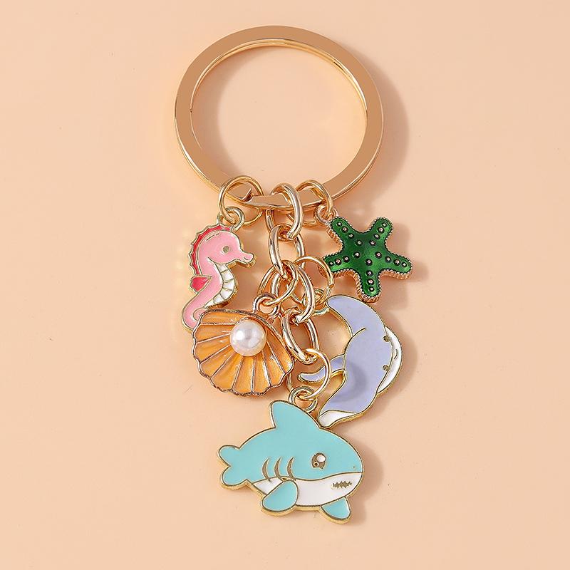 Cute Enamel Whale Keychain Marine Life Key Ring Pendant for Women Girl Handbag Decor DIY Handmade Jewelry Gift