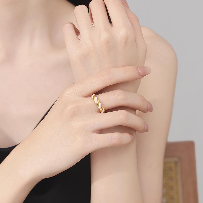 2026 New Versatile Color High-end Fashion Niche Temperament Open Ring Dopamine Dripping Index Finger Ring