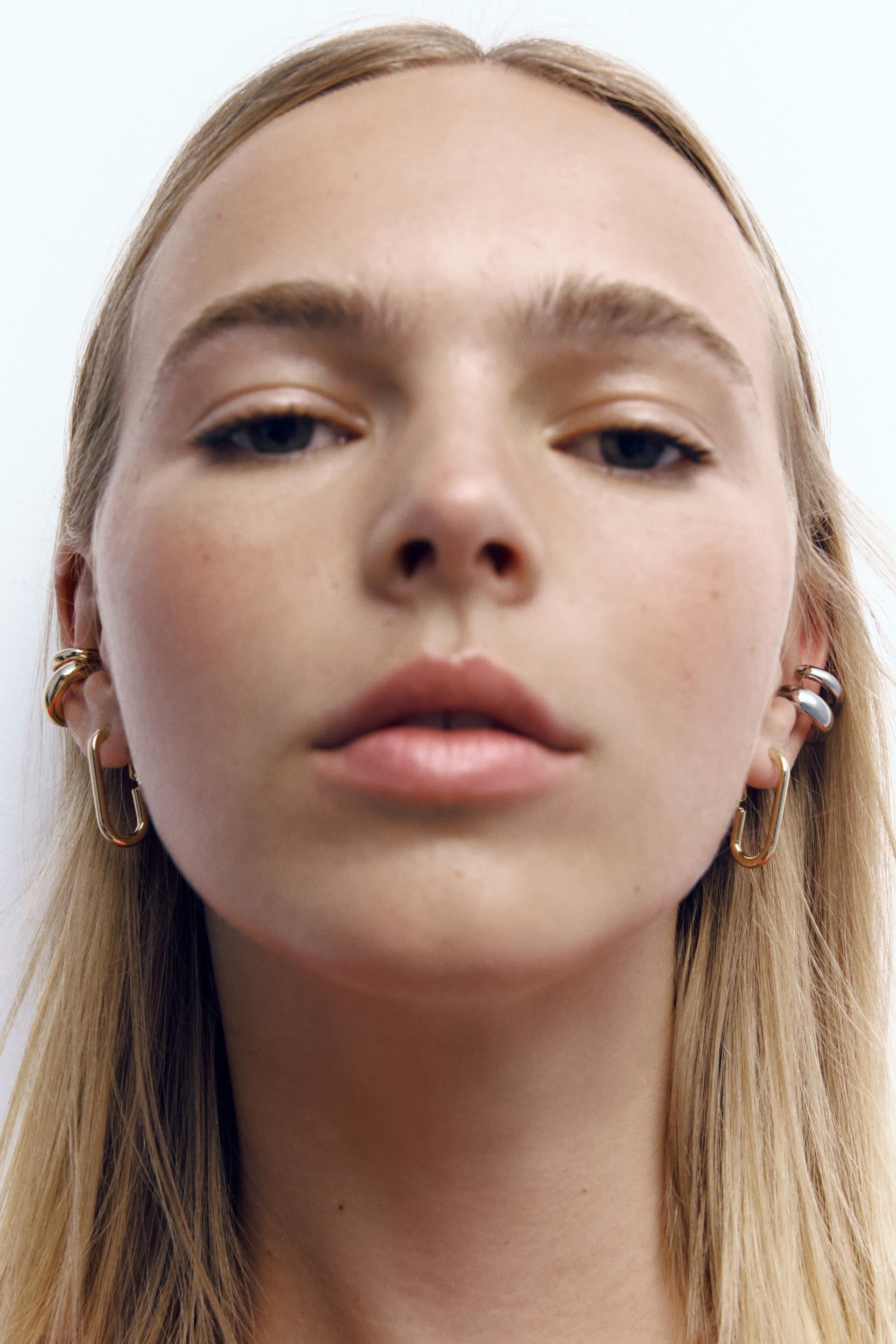 

PACK OF EAR CUFFS