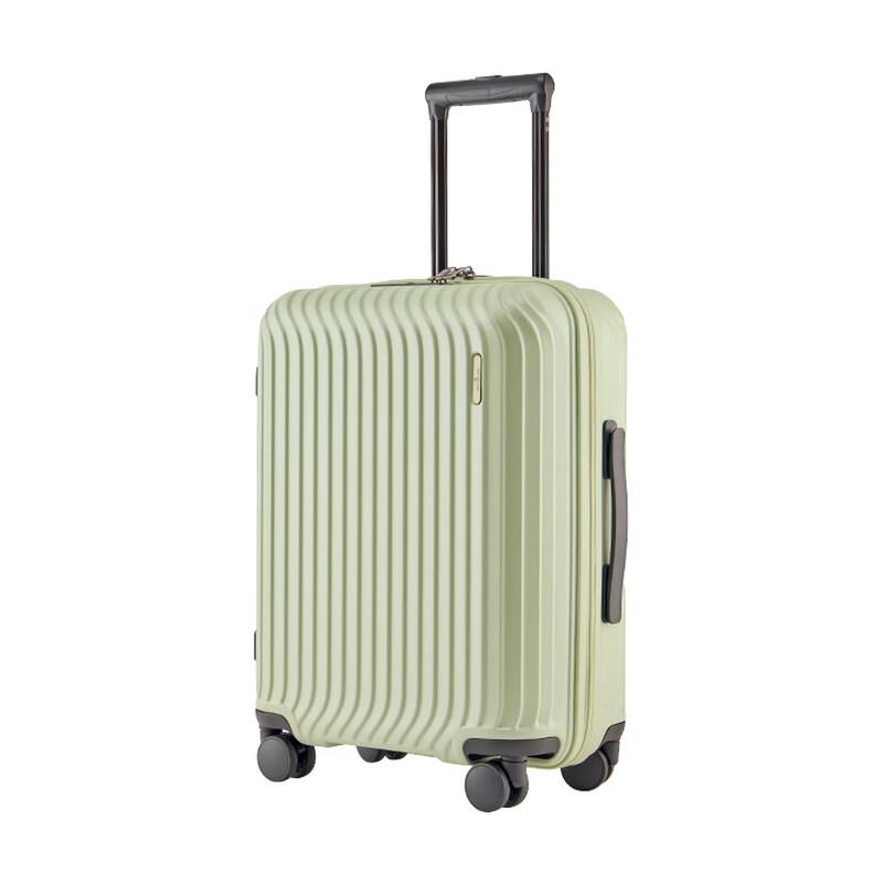 

Жесткий чемодан Echolac PC 20 дюймов с замком TSA