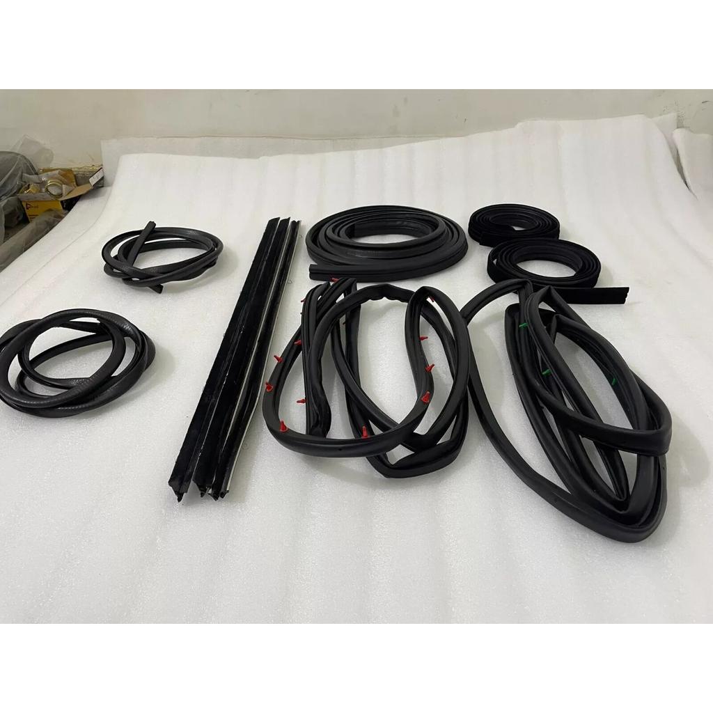 Suzuki Samurai SJ410 SJ413 Door Window Trim Molding Seal Garnish Whisker |Fit