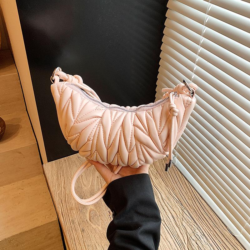 Niche Embroidery Thread Bag Women's New Fashion Messenger Bag Versatile Single Shoulder Underarm Dumpling Bag Croissant Bag