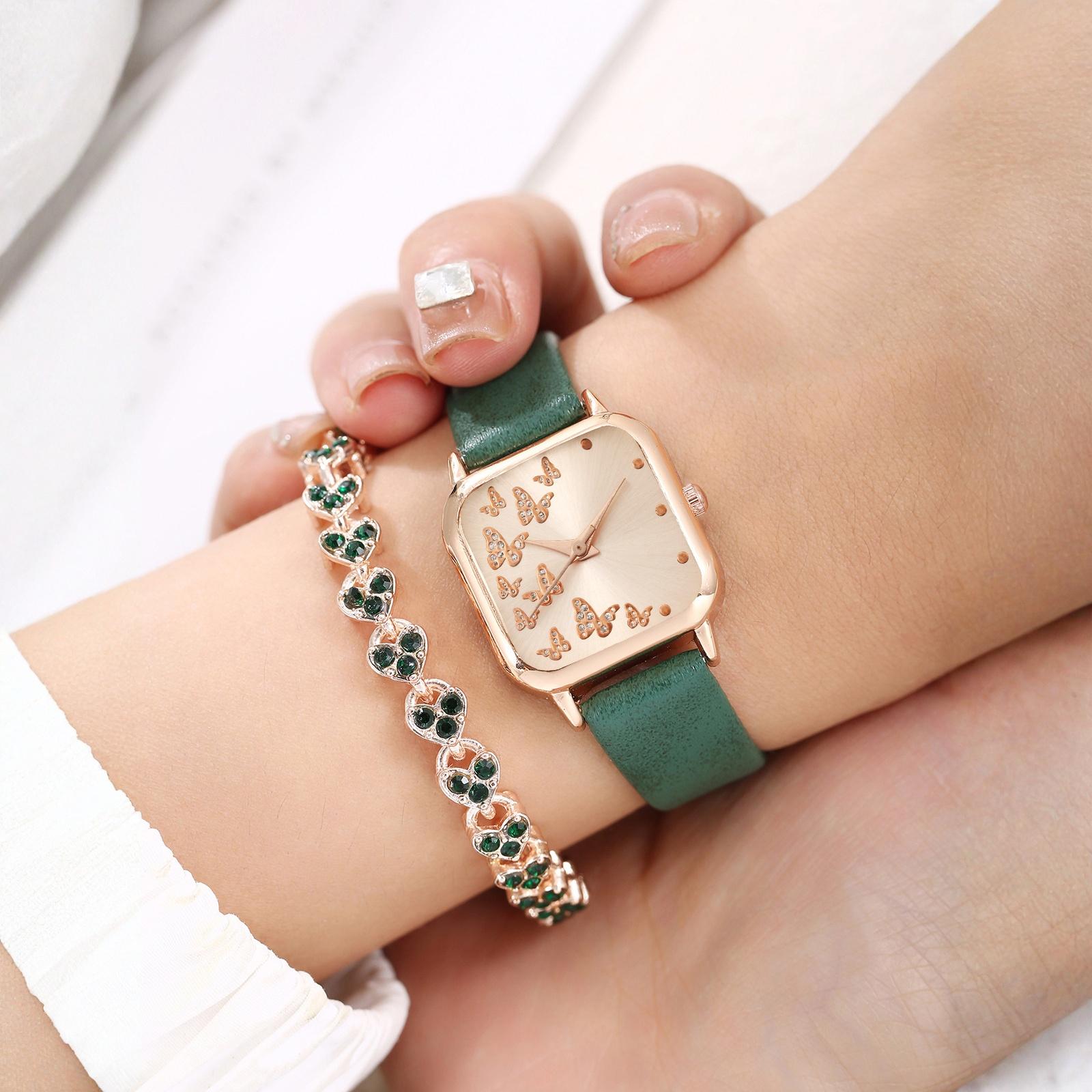 

Мінімалістичний та персоналізований жіночий ювелірний набір One Size