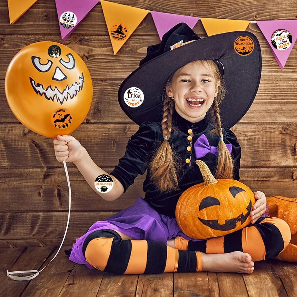 Halloween Stickers for Kids, 500 Pieces 1.0 Inch Skeleton Label Stickers for Halloween Party Favor Supplies Pumpkin Bat Witch Roll Round Envelop Seal