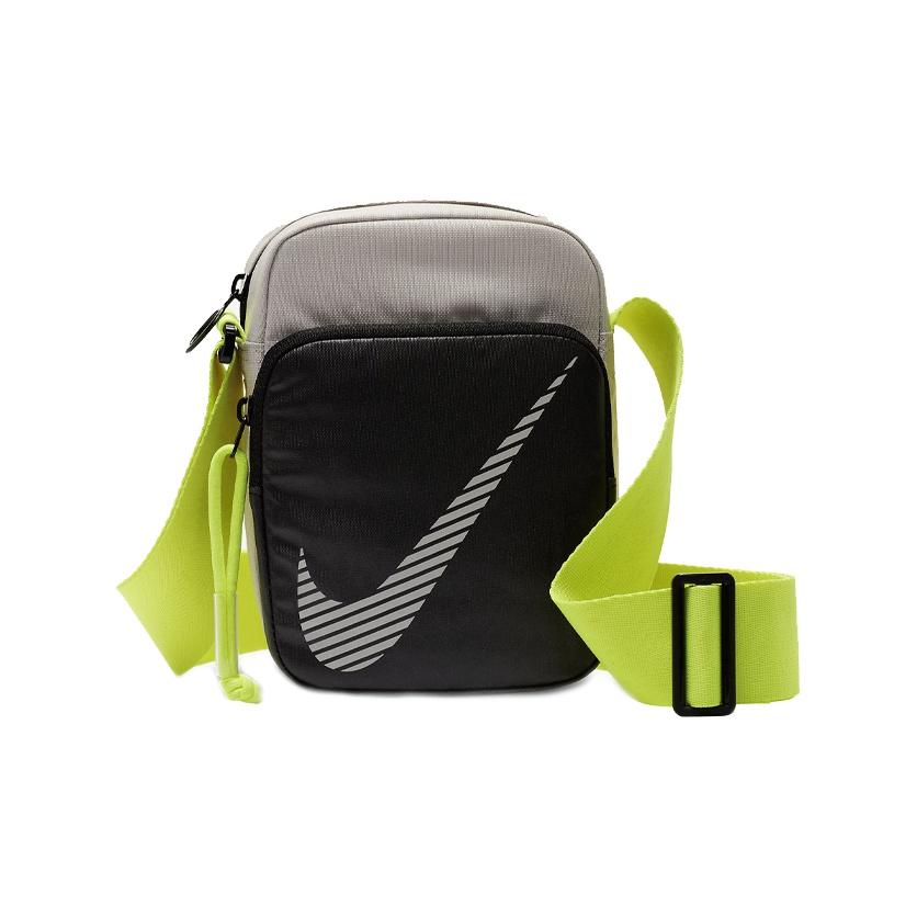 Nike Heritage 2.0 Winterized Crossbody Bag Unisex Crossbody Bag Multiple-Colors BA6060-008 Multicolor