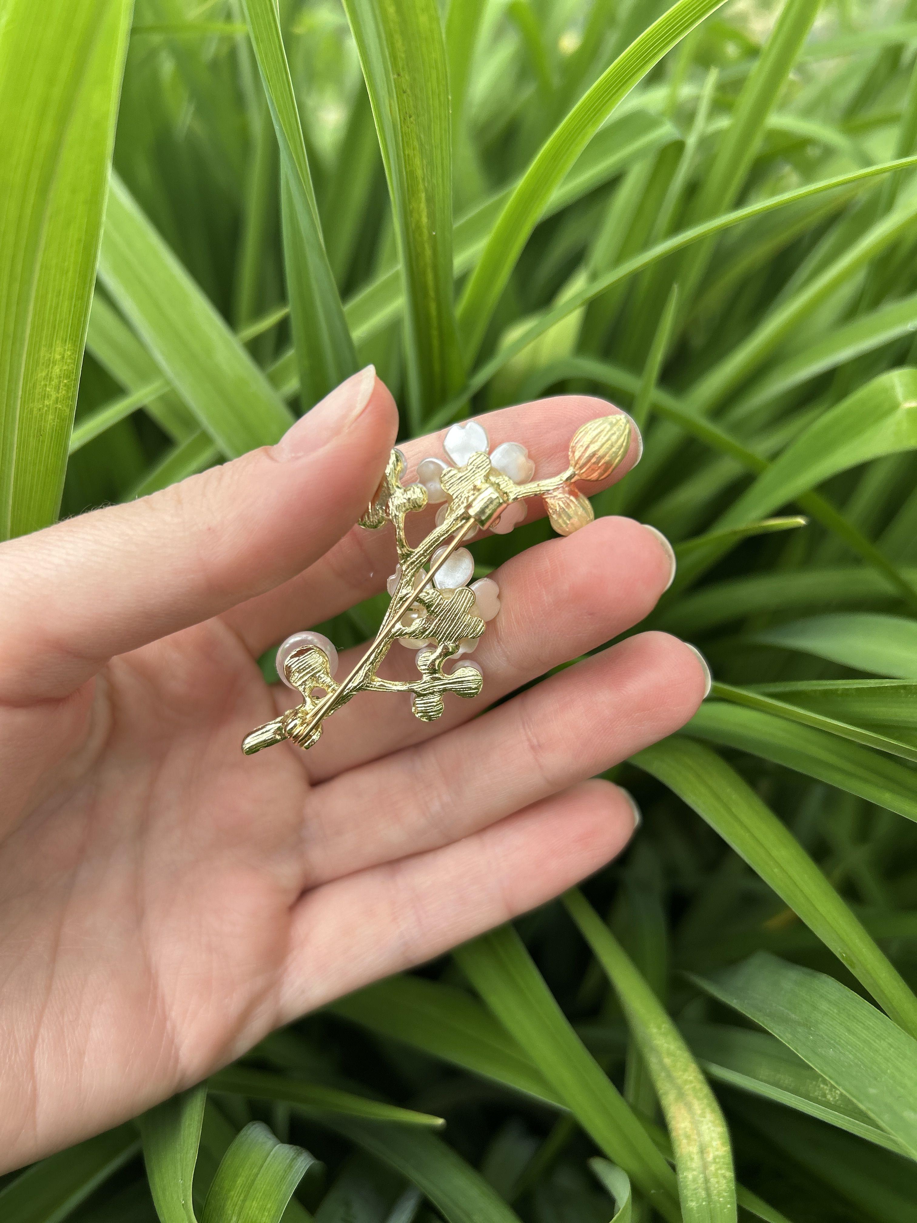 

Брошки, Букети, Шпильки, Бутоньєрки, Аксесуари до костюма One Size