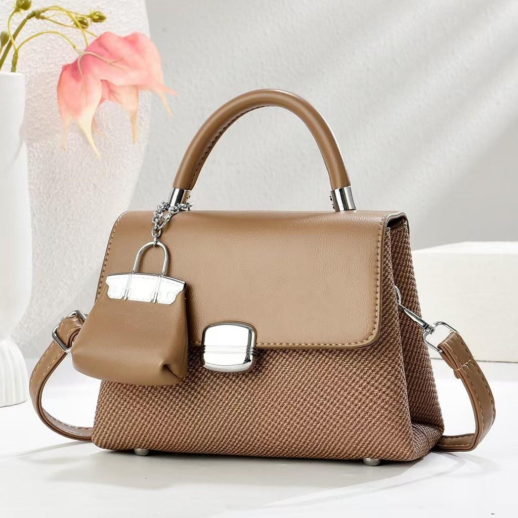 Pu Small Square Bag For Women With Inner Zipper Pouch For Daily Use
