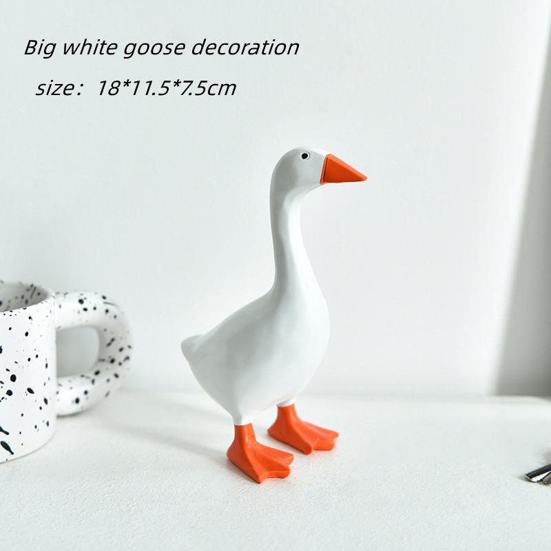 Rustykalna Statuetka Magnes Kaczka: Urocze i funkcjonalne dzieło sztuki z żywicy