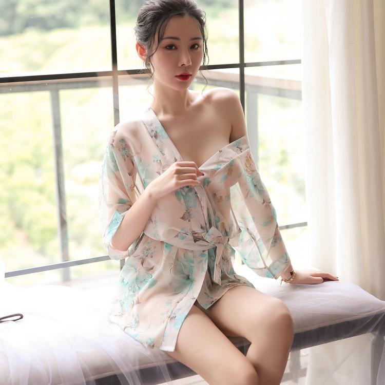Set Sexy Kimono de Noapte din Șifon Imprimat - Lenjerie Transparentă de Inspirație Japoneză