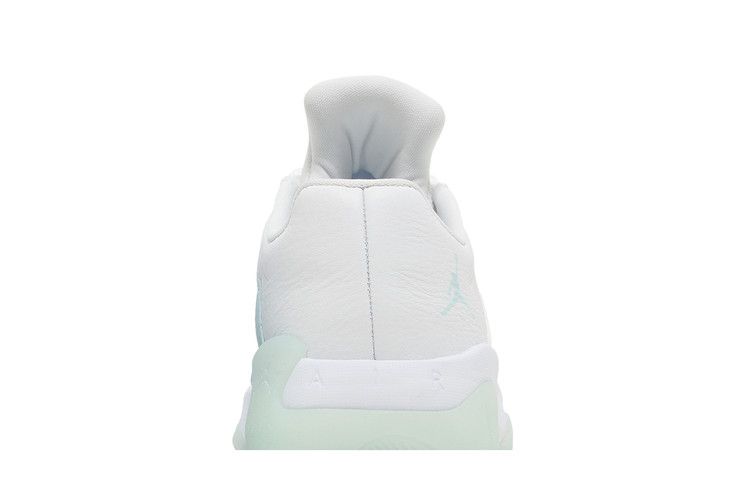 Jordan 11 CMFT Low Igloo (Women's)