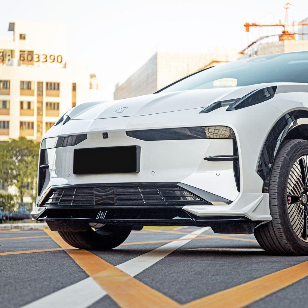 Zeekr X-MC 23 Body Kit: Front & Rear Splitters, Spoilers, Side Skirts, and Bumper Enhancements.