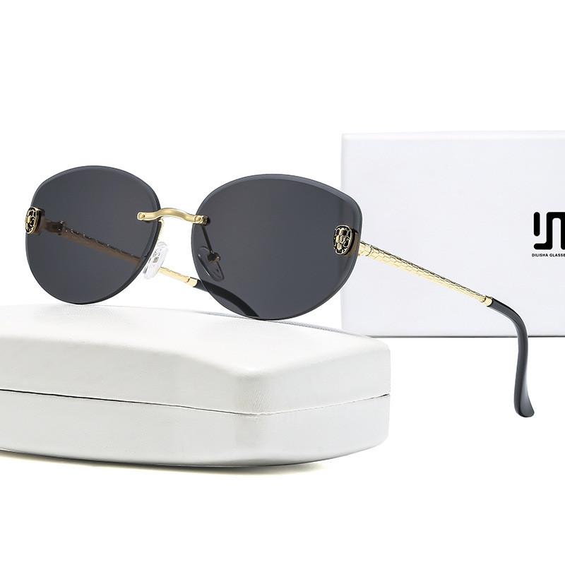 Fashion Female Retro Metal Frame Sun Glasses With Gray Lenses For Summer Outdoor Use