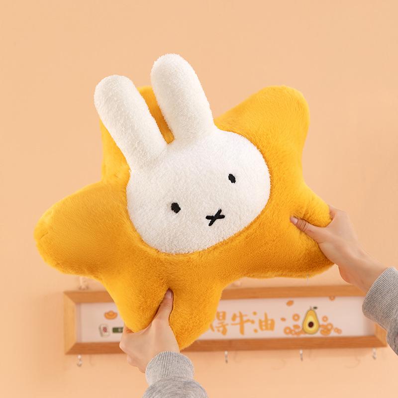 

Милая милая плюшевая подушка-звезда с кроликом Миффи, диванная подушка с кроликом Миффи, кукла-кролик, плюшевая игрушка-подголовник 40cm（0.42kg）