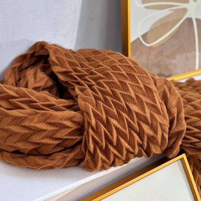 

Retro crumpled solid color pleated autumn and winter scarf versatile new skin-friendly and comfortable atmosphere soft waxy warm scarf світло-зелений колір