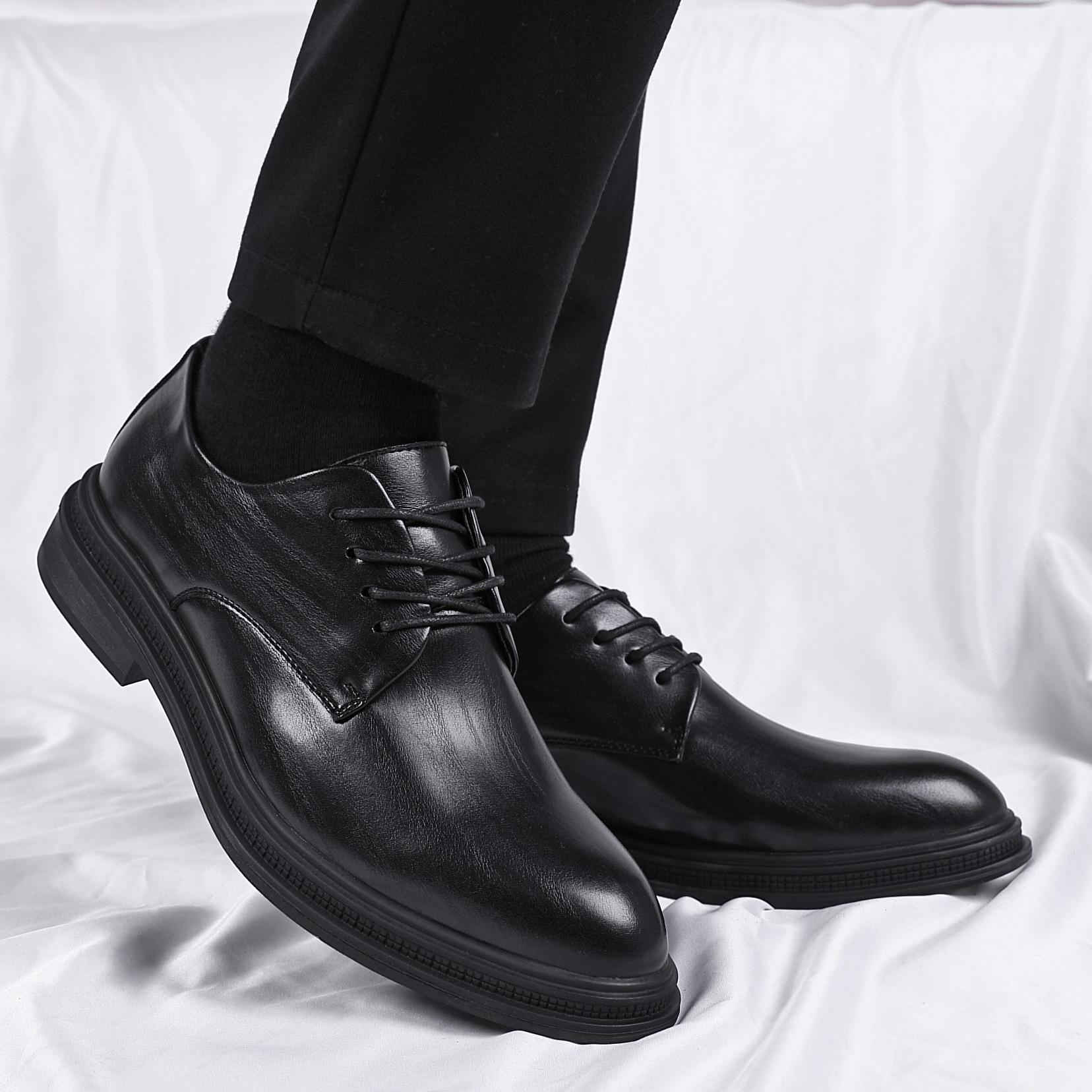 

Spring men s shoes business dress leather shoes men s height increase casual breathable suit shoes British groom wedding leather soft leather 38