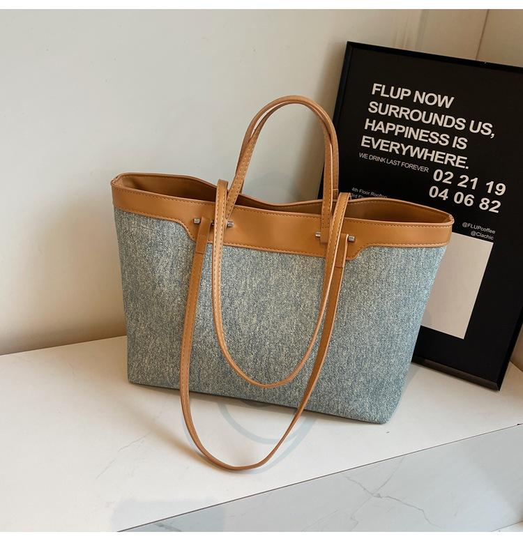 Denim bag large capacity bag women's 2025 new fashion splicing tote bag casual commuting shoulder armpit bag tide
