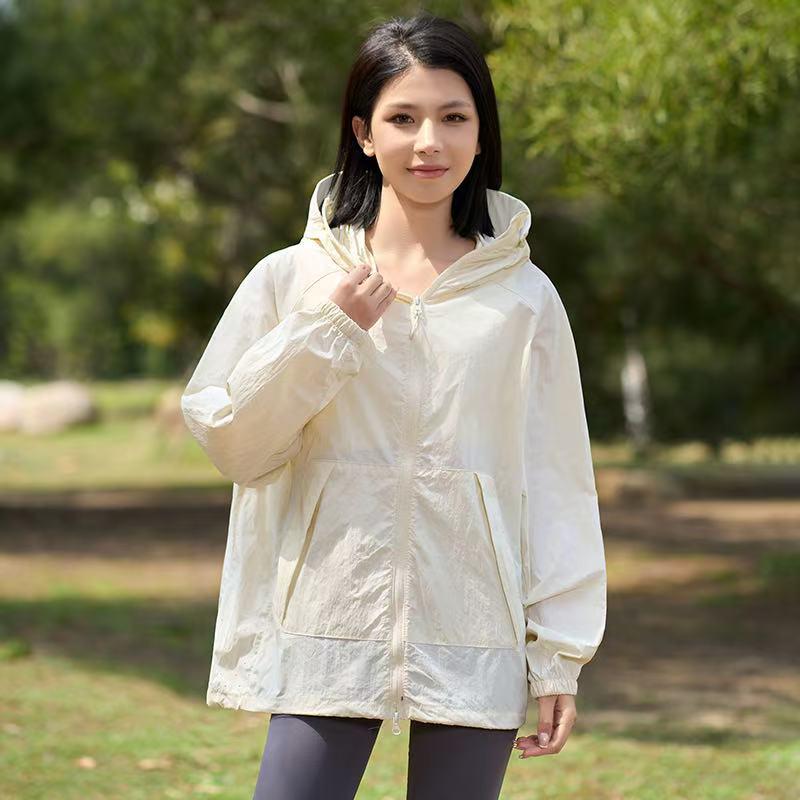 Men's UPF50+ Ice Silk Sun Protection Hoodie: Lightweight & Breathable for Outdoor Fishing
