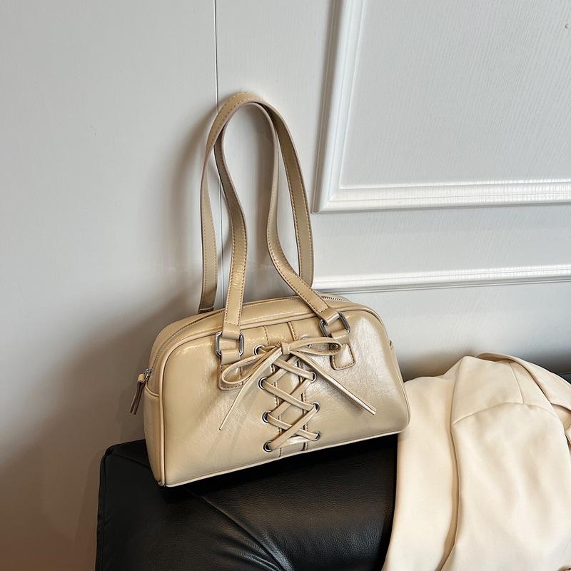 Bow Spice Girl Underarm Bag Women's 2025 New Autumn and Winter Tote Bag Shoulder Bowling Pillow Bag Commuter Bag