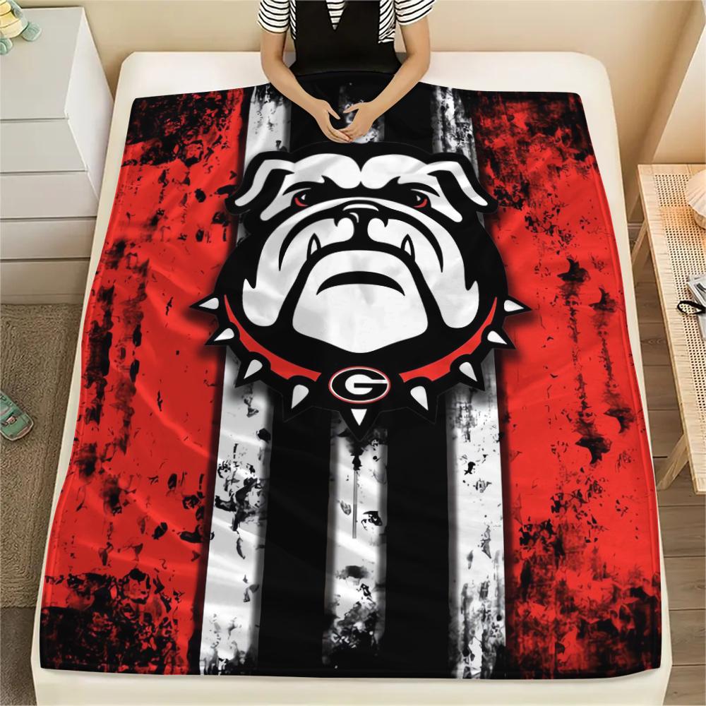 1Pc Georgia Bulldog Print Flannel Blanket, High quality Comfortable for All Seasons, Home Decor, Warmth and Comfort, Perfect for Gifts