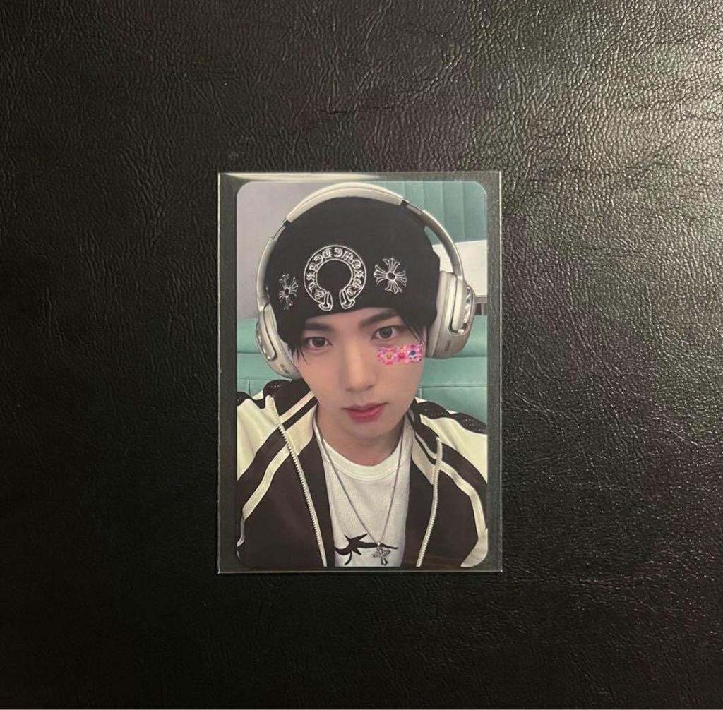 [USED] ZB1 Zebewan Yujin Trading Card Jumpup Bandage Bonus Photo Book