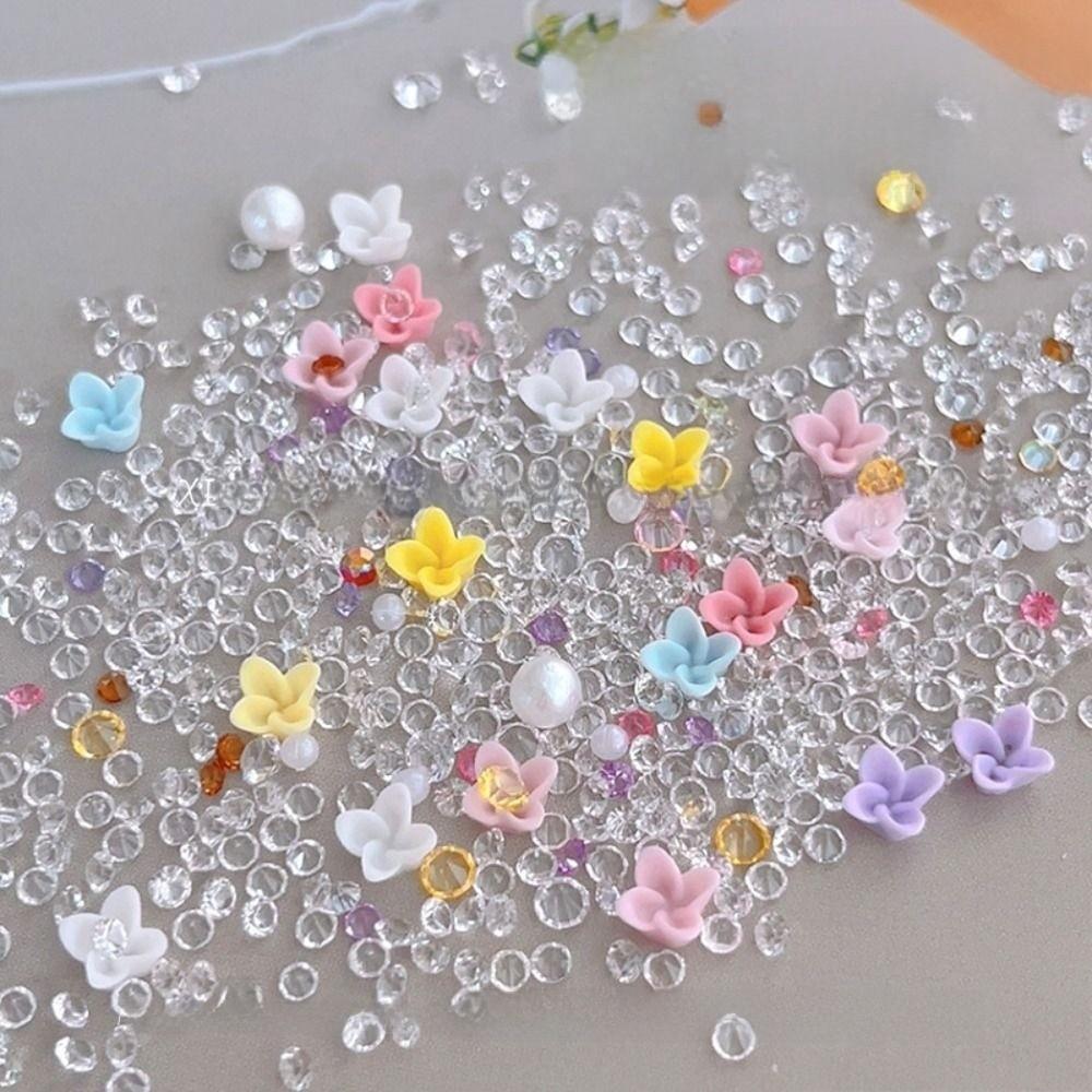 Floral Pearl Floral Nail Decorations White Crystal Nail Accessories Nail Art Charms for Nail DIY
