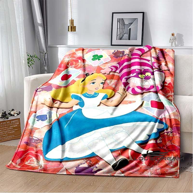 Alice in Wonderland Cartoon Print Plush Blanket, Extra Large Size, Warm and Comfortable, Suitable for Bed and Sofa Decoration.