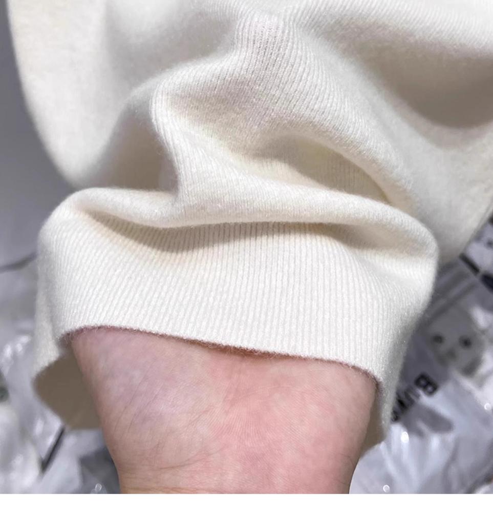 Soft Half-High Neck Knit T-Shirt: Women's Short-Sleeve Slim Fit, Perfect for Spring and Autumn.