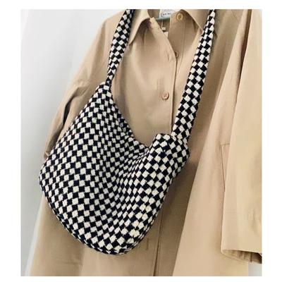 Autumn and Winter Versatile Practical Black and White Woven Checkerboard Single Shoulder Messenger Bag Japanese and Korean Shoulder Bag Student Bag