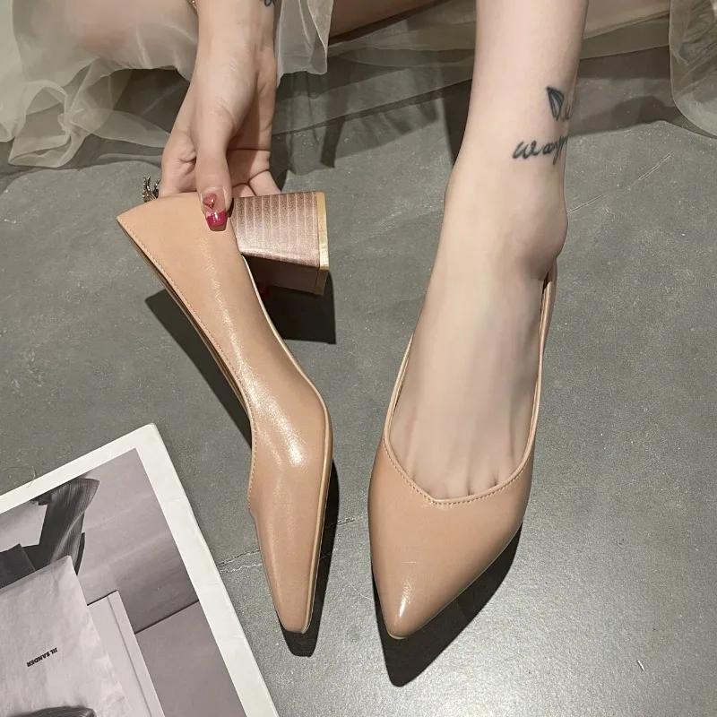 Fashion Square Heels Pointed Toe Pumps Shoes Women Leather Med Heels V Mouth Casual Office Lady OL Shoes 5 Cm Heel