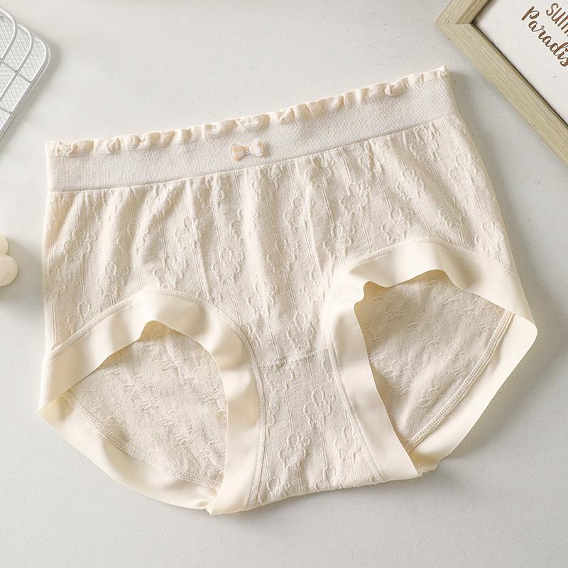 Large Seamless Breathable Triangle Panties with High Waist and Elastic Legs Women’s Panties