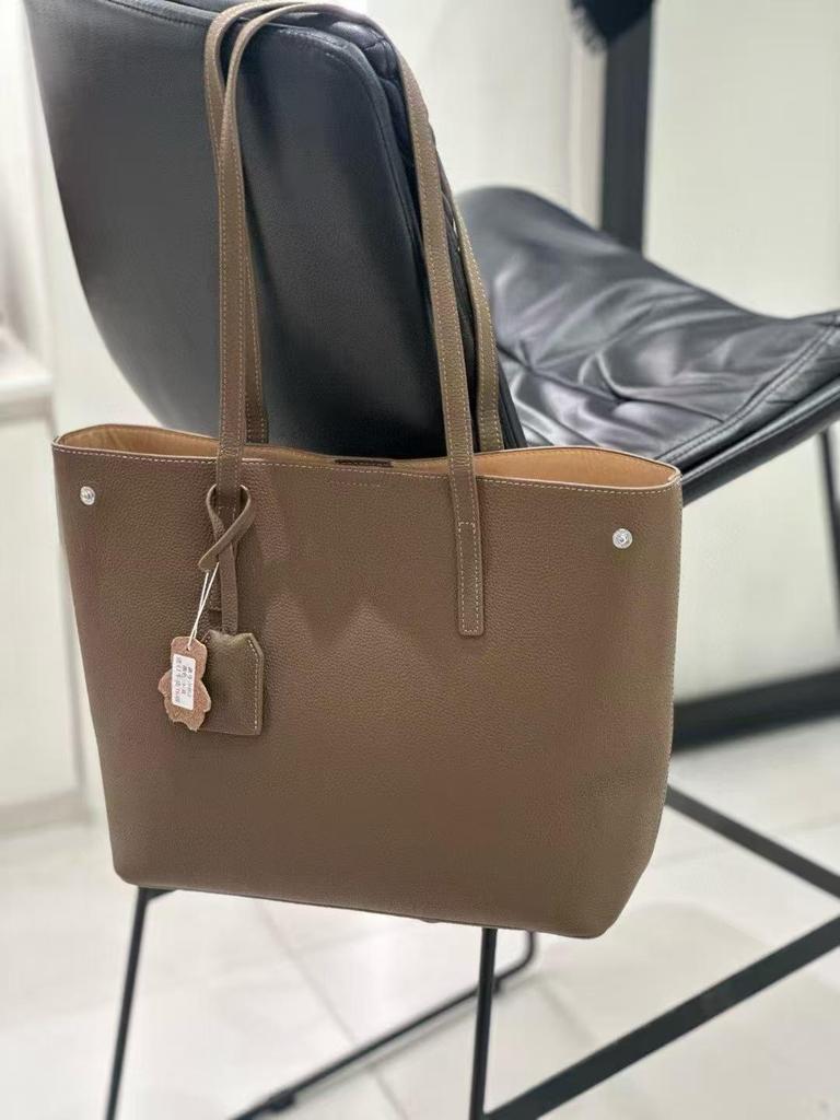 2025 High-End Genuine Leather Commuter Tote - Large Capacity Single Shoulder Women's Bag