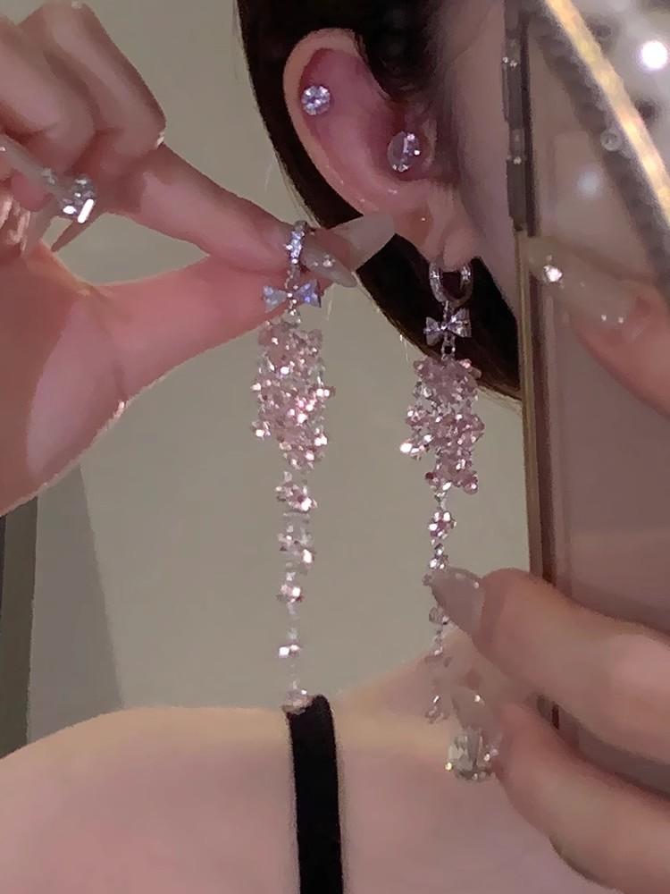 Серьги с кисточками, сладкий и нежный характер  Изысканные стильные доступные роскошные серьги  Элегантные серьги