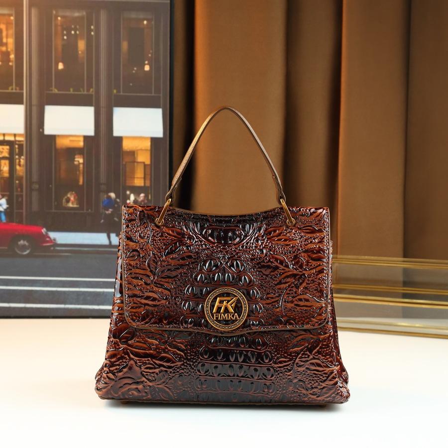 Crocodile Pattern Niche Design Women S Spring And Summer High-Quality Texture Shoulder Messenger Bag Light Luxury Trendy Handbag