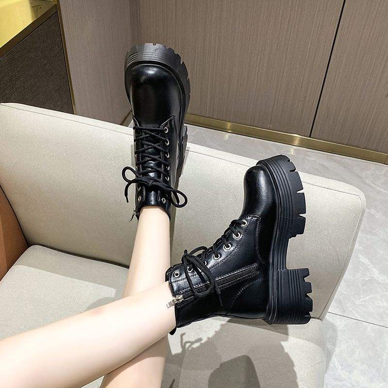 Women's short boots 2026 new thick soled height increasing versatile and plush warm boots