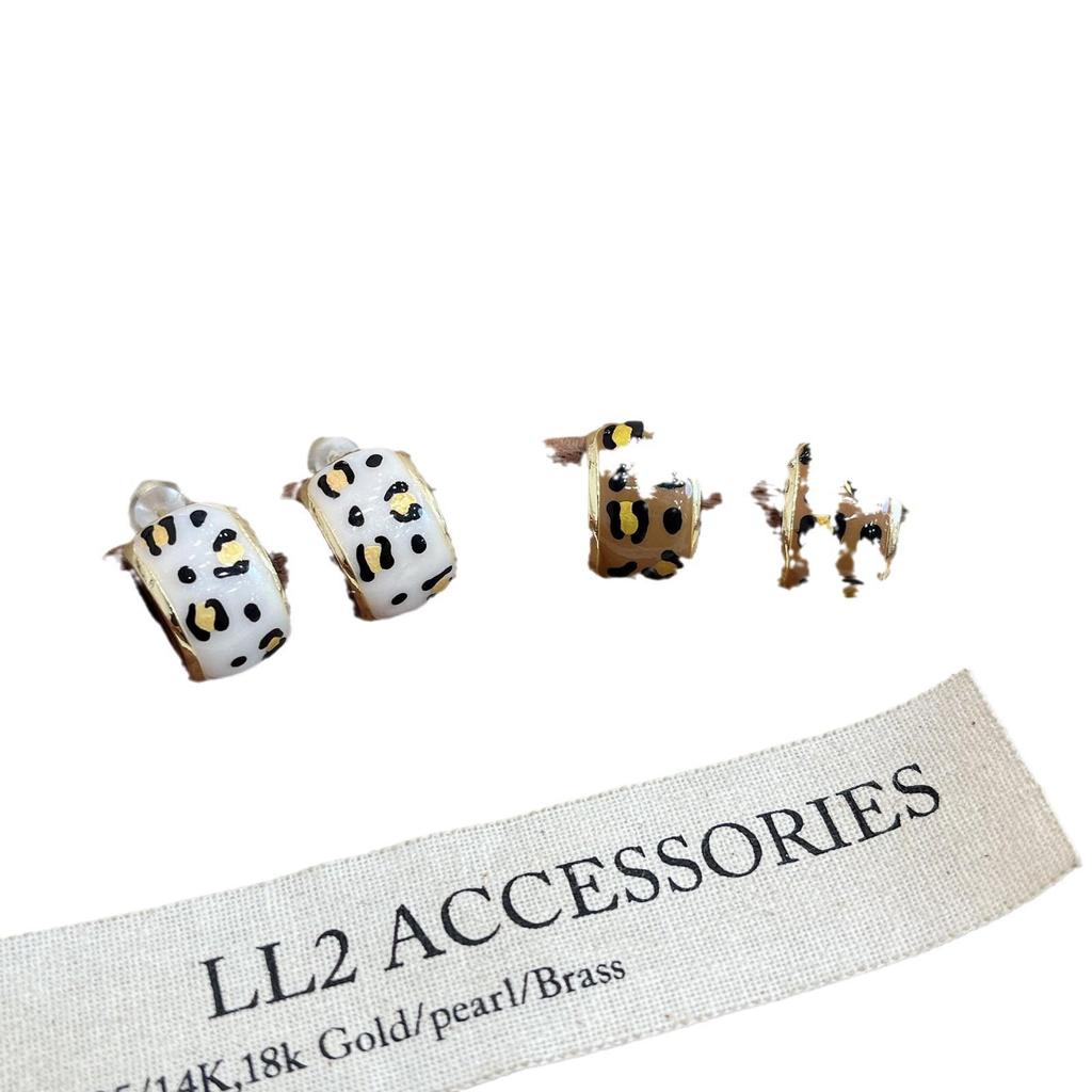 Retro Leopard Print Coffee Earrings for Women - Autumn/Winter 2024, Versatile & Chic