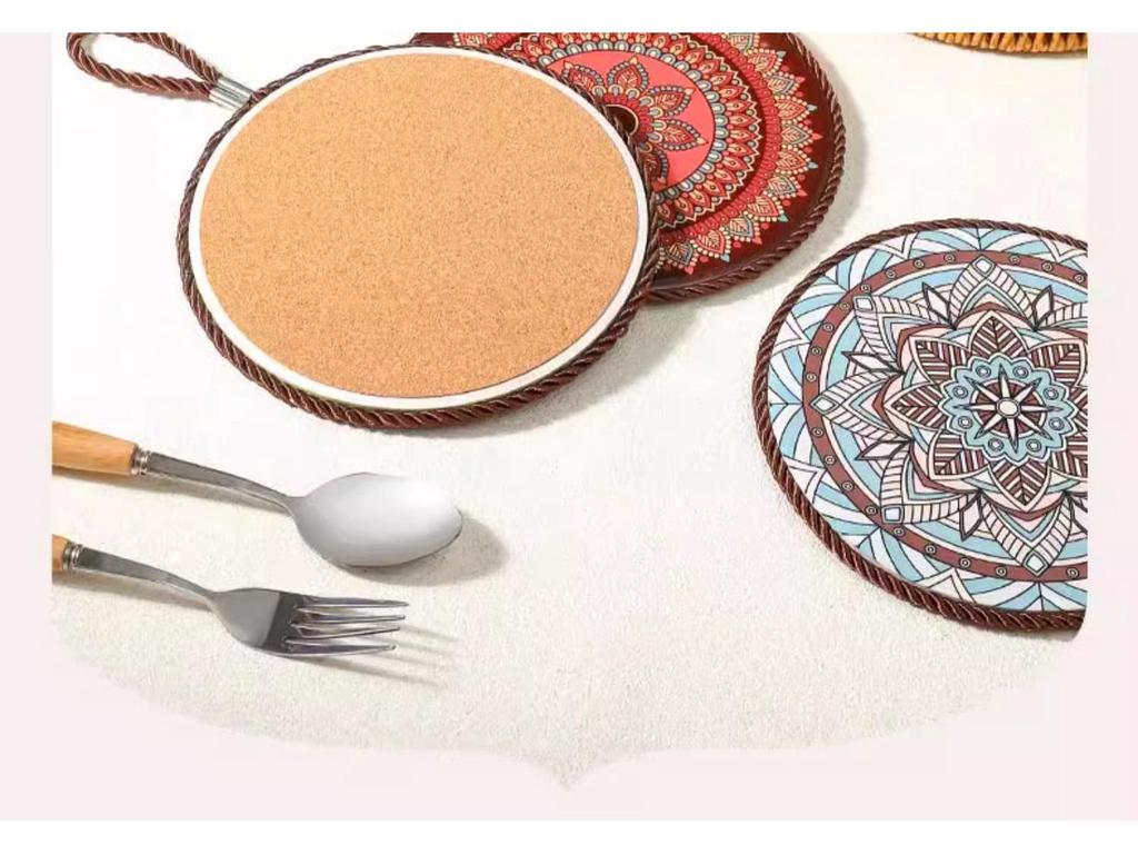 High Temperature Resistant Retro Enamel Pot Mat: Non-Slip, Anti-Scald Ceramic Pad for Dining Table