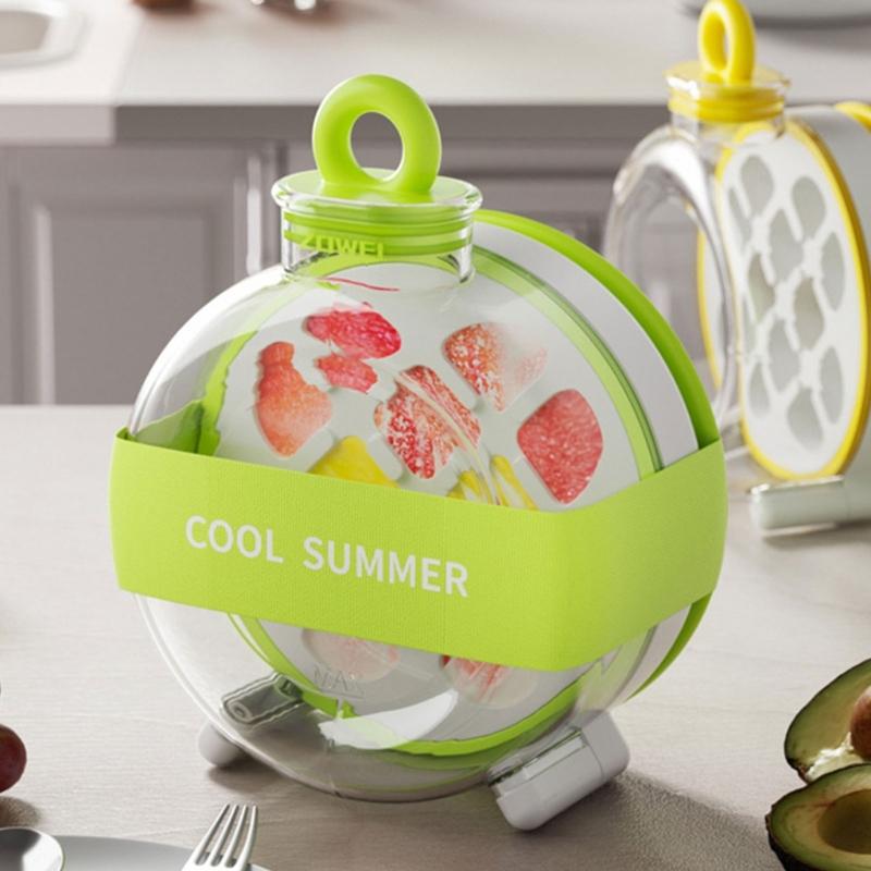 Efficient Portable Ice Cubes Molds Bottle With Built In Molds And Carry Strap Sports Water Bottle with Built in Ice Tray