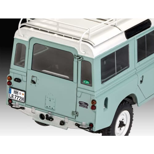 German Revell 1/24 Land Rover Series III Plastic Model 07047
