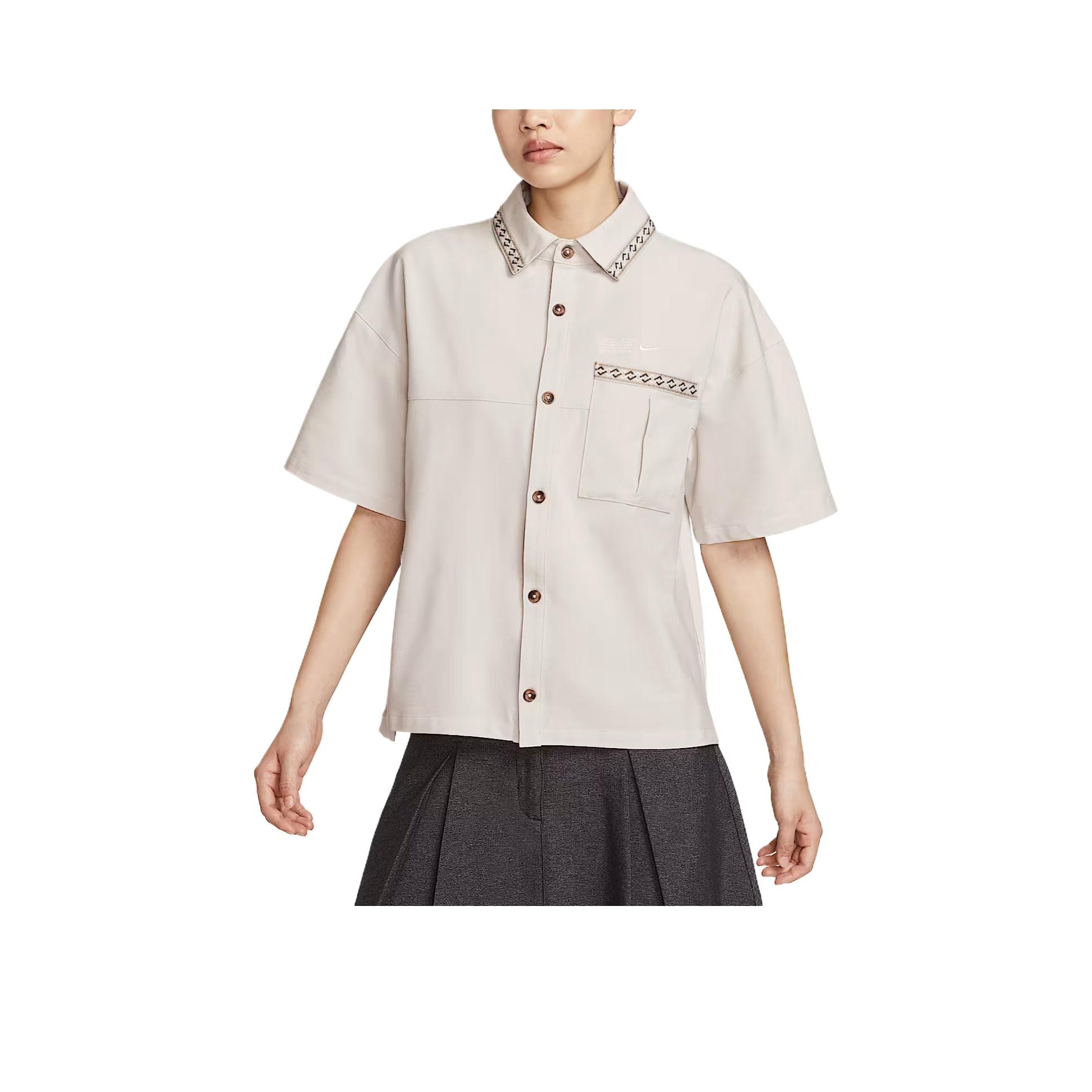 

Nike Удобная Модная Минималистичная Универсальная Однотонная Футболка с Коротким Рукавом Женские топы Бежевый HJ0350072 M