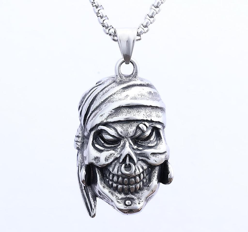 Personalized skull titanium steel pendant pirate bandana shape distressed craft skull pendant trendy necklace ornament