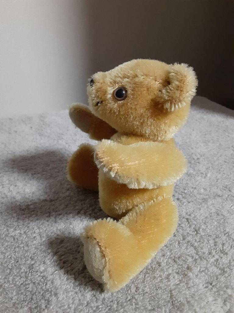 [USED] Merrythought Teddy Bear