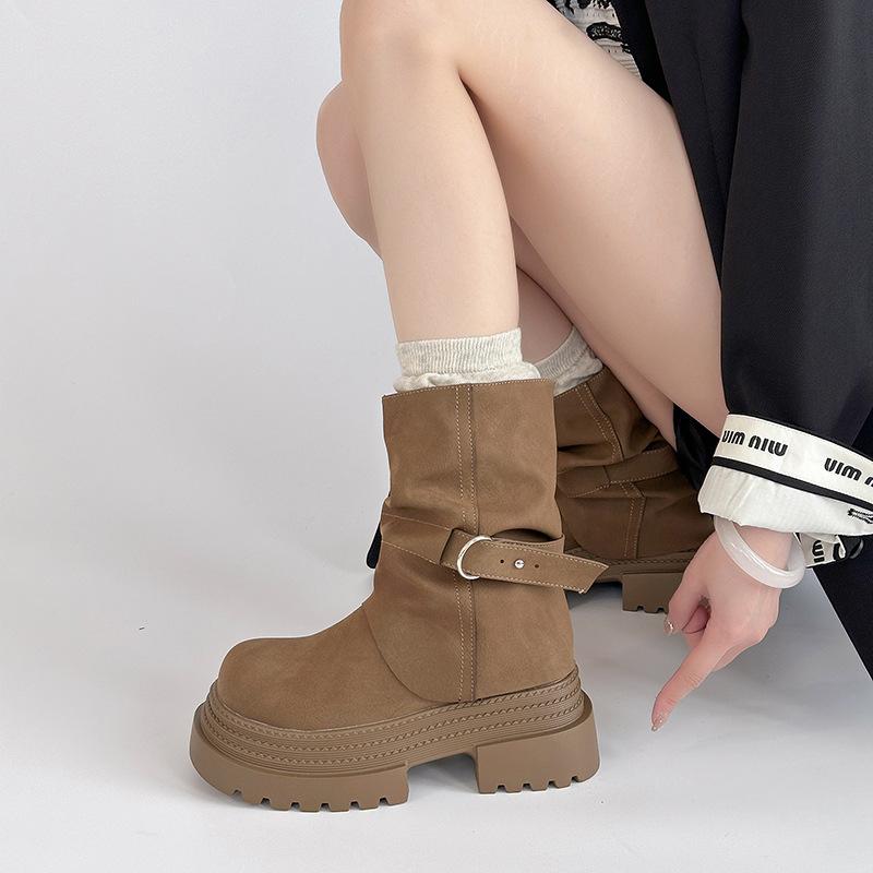 Fashion Versatile Belt Buckle Round Head Thick Sole Heightening Short Boots Women's 2025 Autumn and Winter New Fashion Versatile Thick Sole Boots