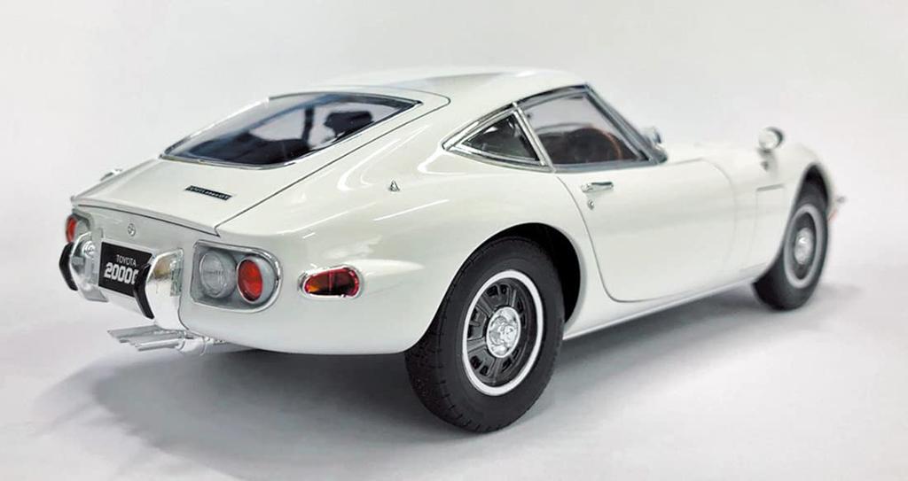 Aoshima Bunka Kyozai model samochodu seria Toyota MF10 2000GT 1969 plastikowy Model 1/24 nr 1