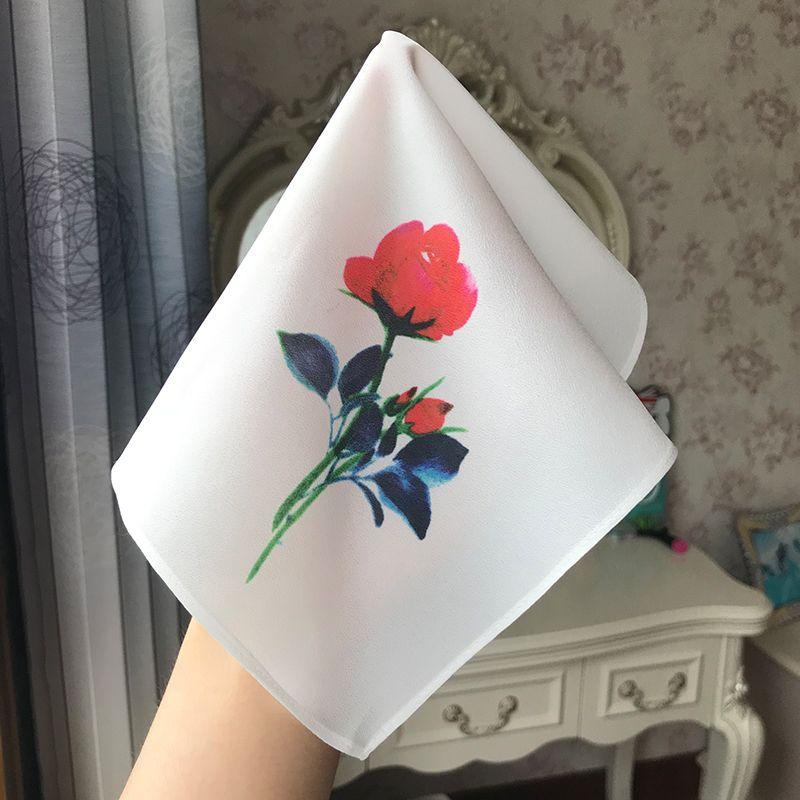 

Hangzhou Small Gift Palace Simulation Ink Painting Silk Rose