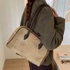 Retro Korean Tote Bag Womens Large Capaci Commuter Handbag Soft Handle Boston Bag Autumn New Sle Handbag for Women Suede Leather