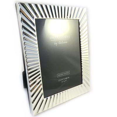 [M3182] - Srebrna ramka na zdjęcia 'Design' (13x18 cm)