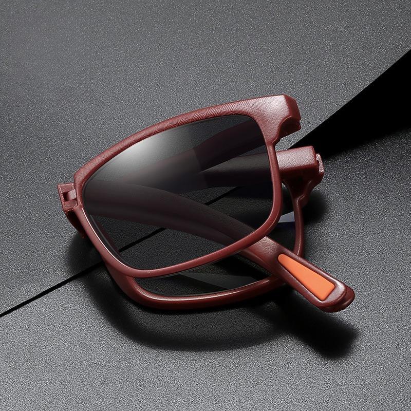 2026 New Fashionable Portable Folding Women's Sunglasses Retro Ultra Light Neutral High Quality Lightweight Sunscreen Glasses