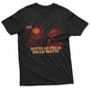 Sotto La Pelle Della Notte Giallo Horror Vhs Artwork T-Shirt