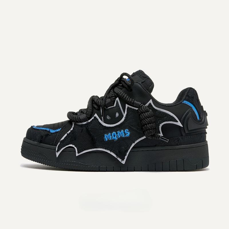 Women's Shoes with High and Low Top Sneakers Are Added To The Niche Bread Shoes