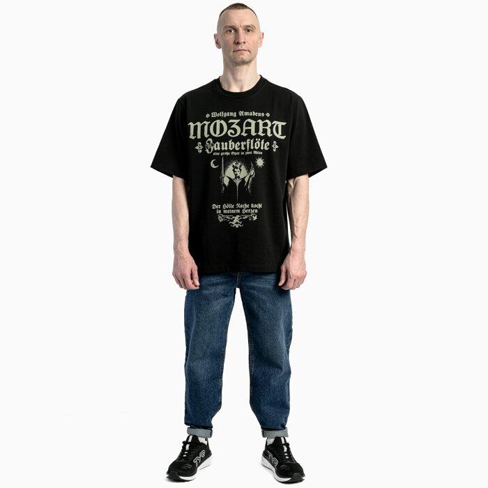 

Black fitted t-shirt with print and text 4XL